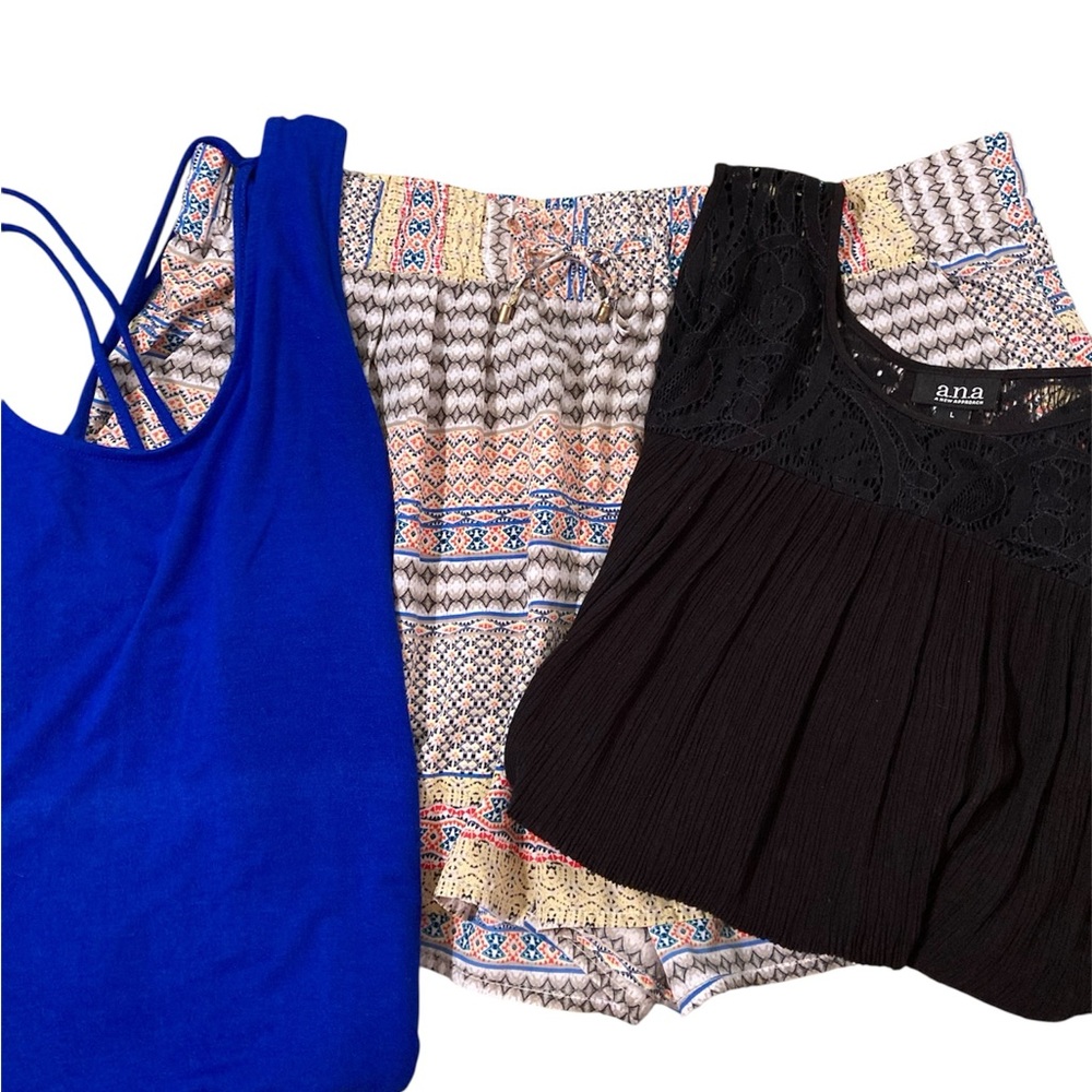 a.n.a Black Lace Cold Shoulder Top with Patterned Shorts & APT.9 Blue Tank Sz L